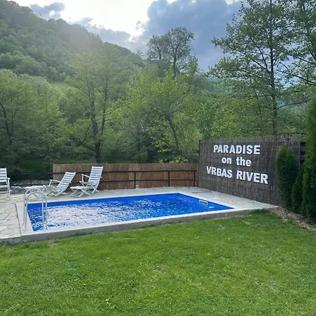 Paradise On The Vrbas River Яйце